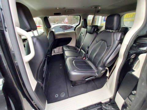 2019 Chrysler Pacifica Touring L