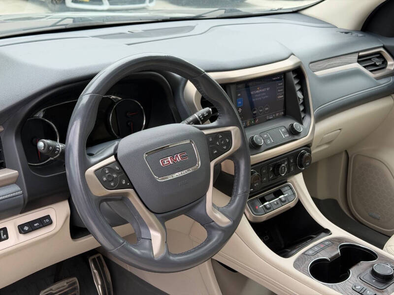 2021 GMC Acadia Denali