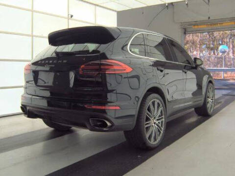 2016 Porsche Cayenne
