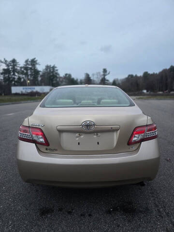 2010 Toyota Camry LE
