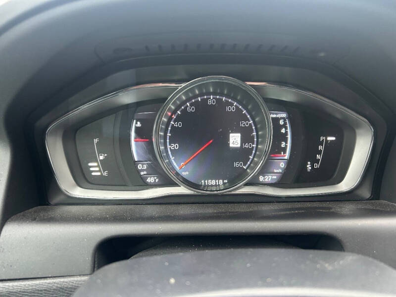 2016 Volvo XC60 T5 Platinum