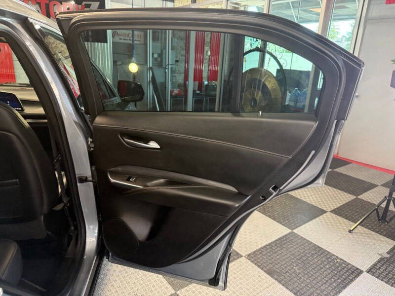 2024 Cadillac XT4 Premium Luxury