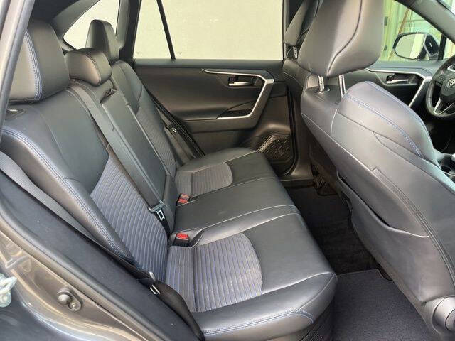 2020 Toyota RAV4 Hybrid XSE