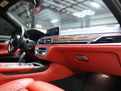 2022 BMW 7 Series 740i xDrive