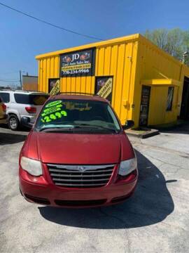 2006 Chrysler Town and Country for sale at J D USED AUTO SALES INC in Doraville GA