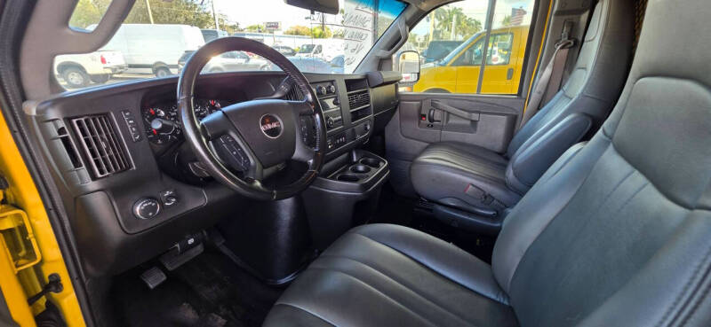 2021 GMC Savana 2500
