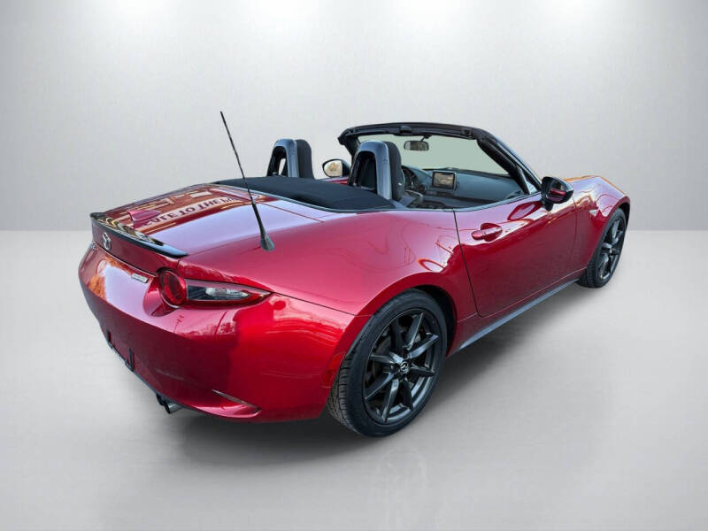 2016 Mazda MX-5 Miata Club