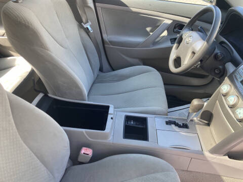 2009 Toyota Camry LE
