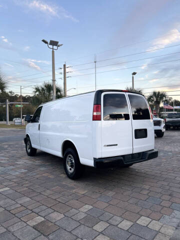 2017 Chevrolet Express 2500
