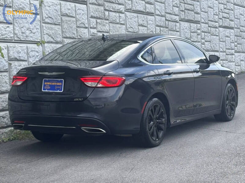 2017 Chrysler 200 Limited Platinum