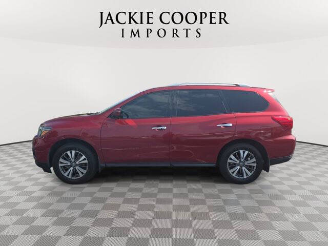 2017 Nissan Pathfinder SL