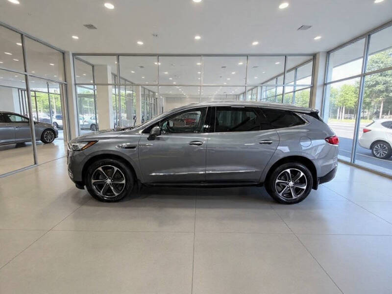 2021 Buick Enclave Essence