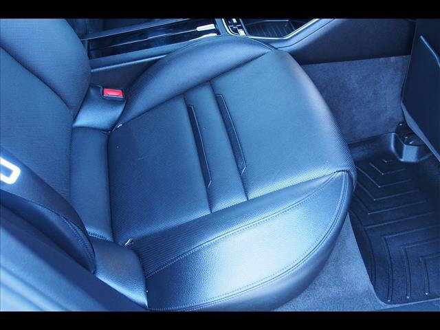 2018 Porsche Panamera 4