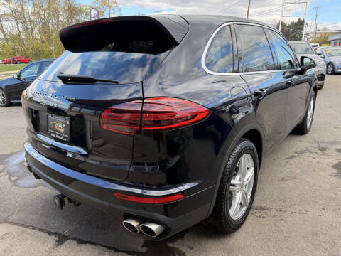 2016 Porsche Cayenne S