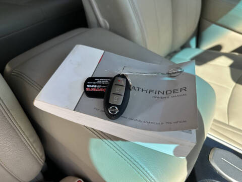 2015 Nissan Pathfinder S