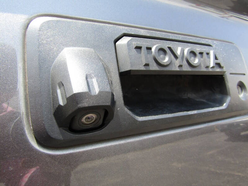 2014 Toyota Tundra SR5 photo 19