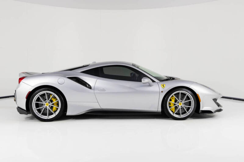 2020 Ferrari 488 Pista