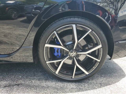 2023 Volkswagen Golf R 4Motion