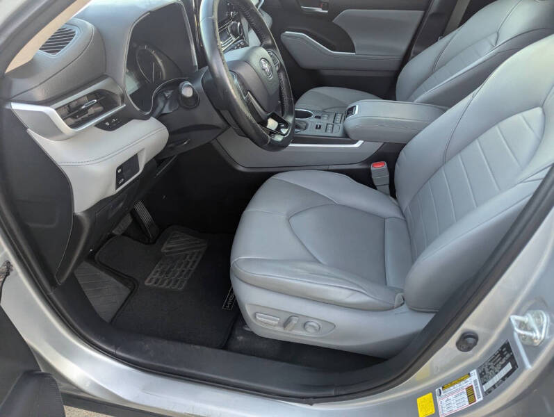 2020 Toyota Highlander XLE