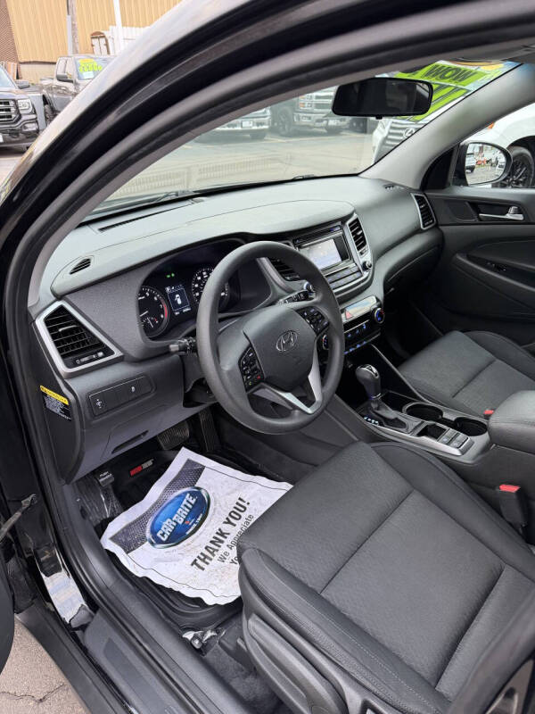 2016 Hyundai Tucson SE