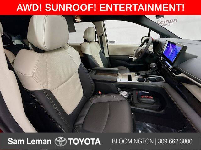 2025 Toyota Sienna Platinum 7-Passenger