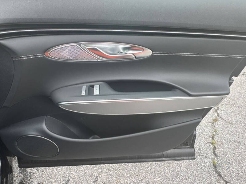 2023 Genesis Electrified GV70