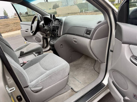 2007 Toyota Sienna CE 7-Passenger