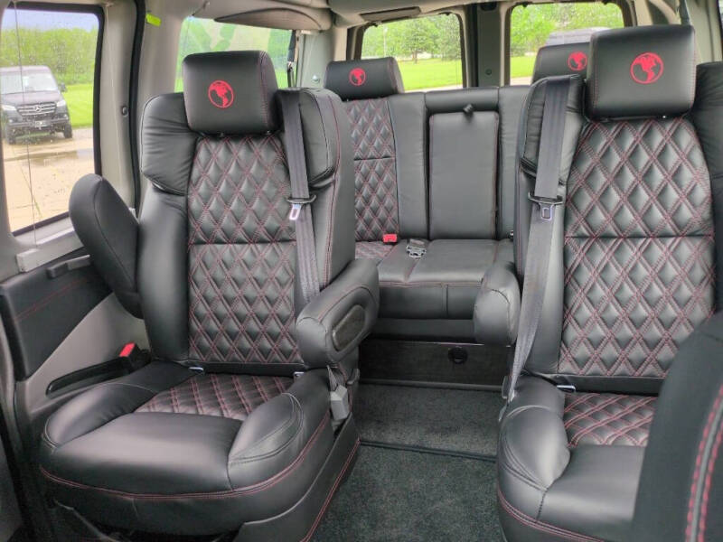 2026 GMC Savana 2500