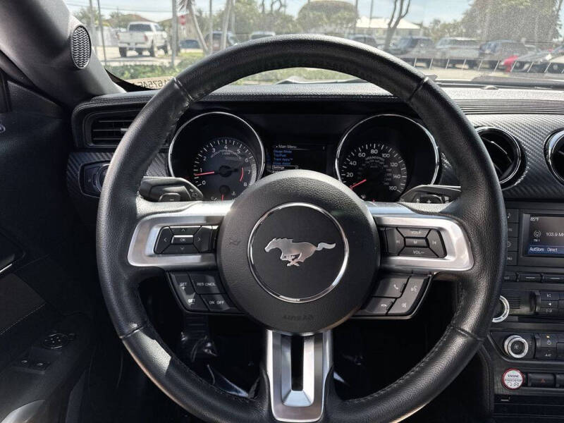 2016 Ford Mustang V6
