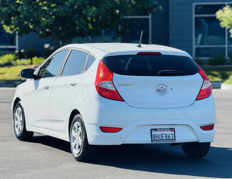 2016 Hyundai Accent SE