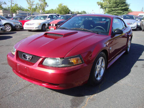 2004 Ford Mustang