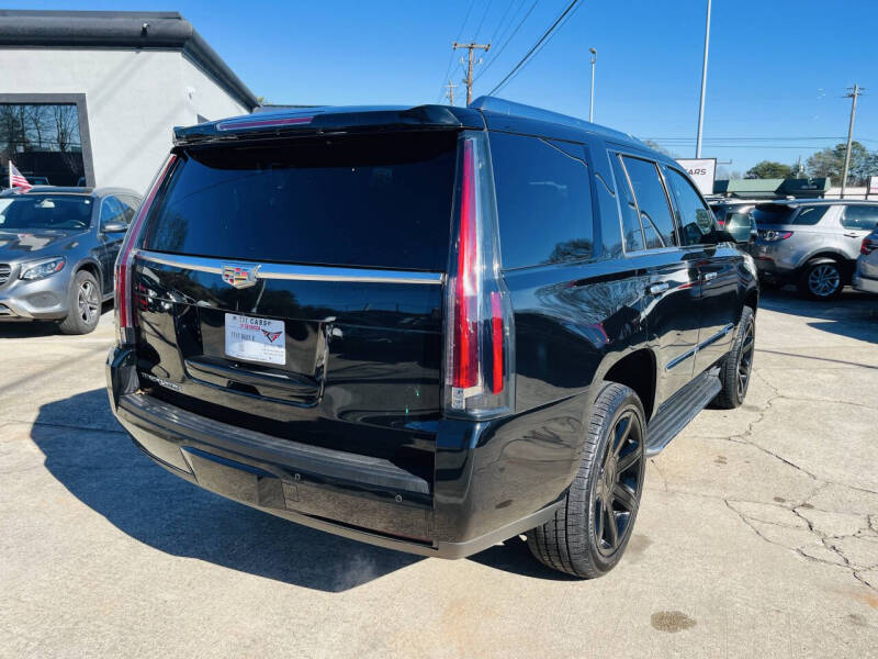 2016 Cadillac Escalade Luxury Collection