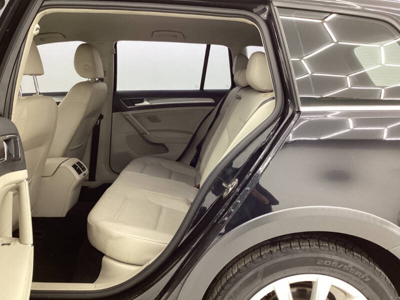 2017 Volkswagen Golf Alltrack