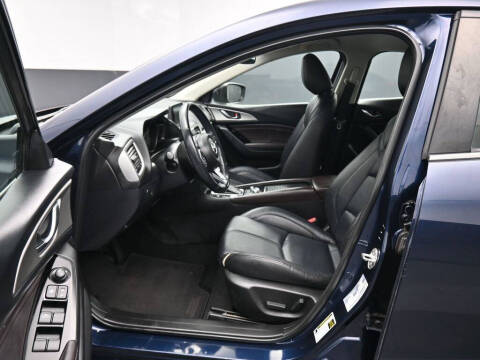 2017 Mazda MAZDA3 Touring