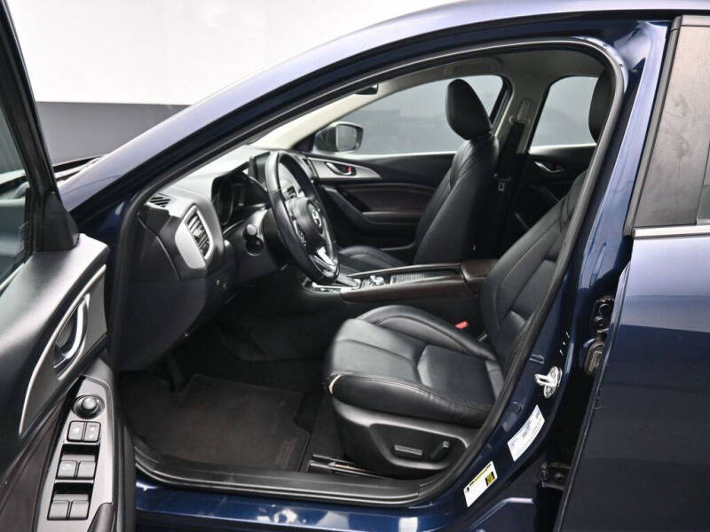 2017 Mazda MAZDA3 Touring