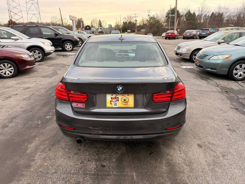 2013 BMW 3 Series 320i