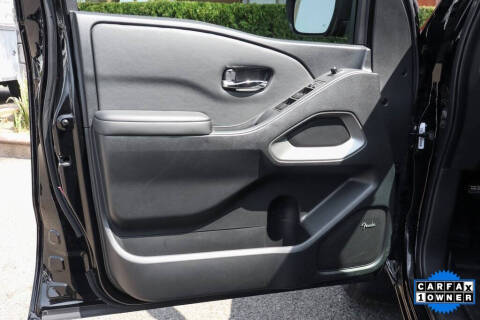 2024 Nissan Frontier SL