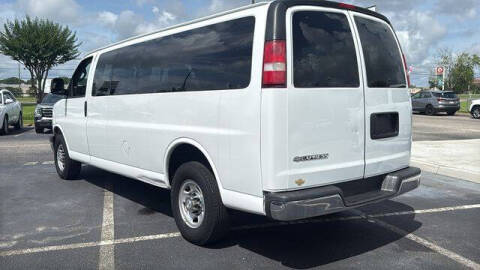 2017 Chevrolet Express LT 3500