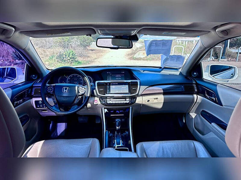 2017 Honda Accord Touring