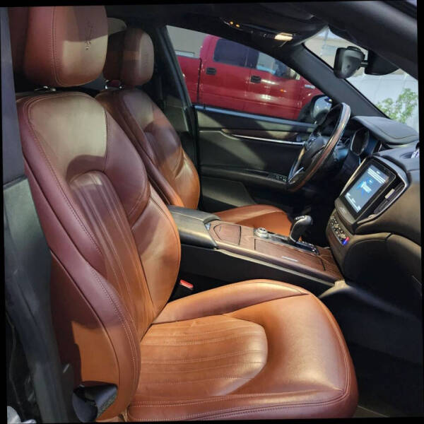 2017 Maserati Ghibli