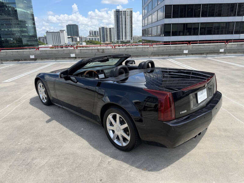 2004 Cadillac XLR