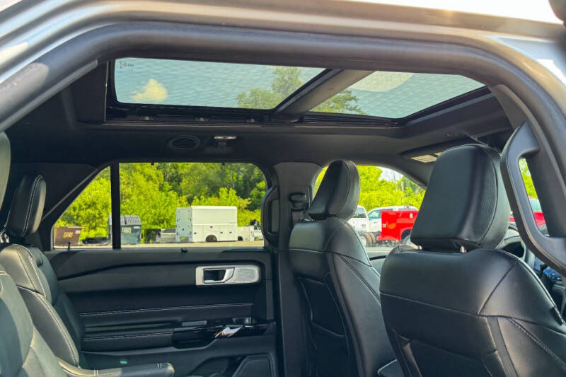 2021 Ford Explorer ST