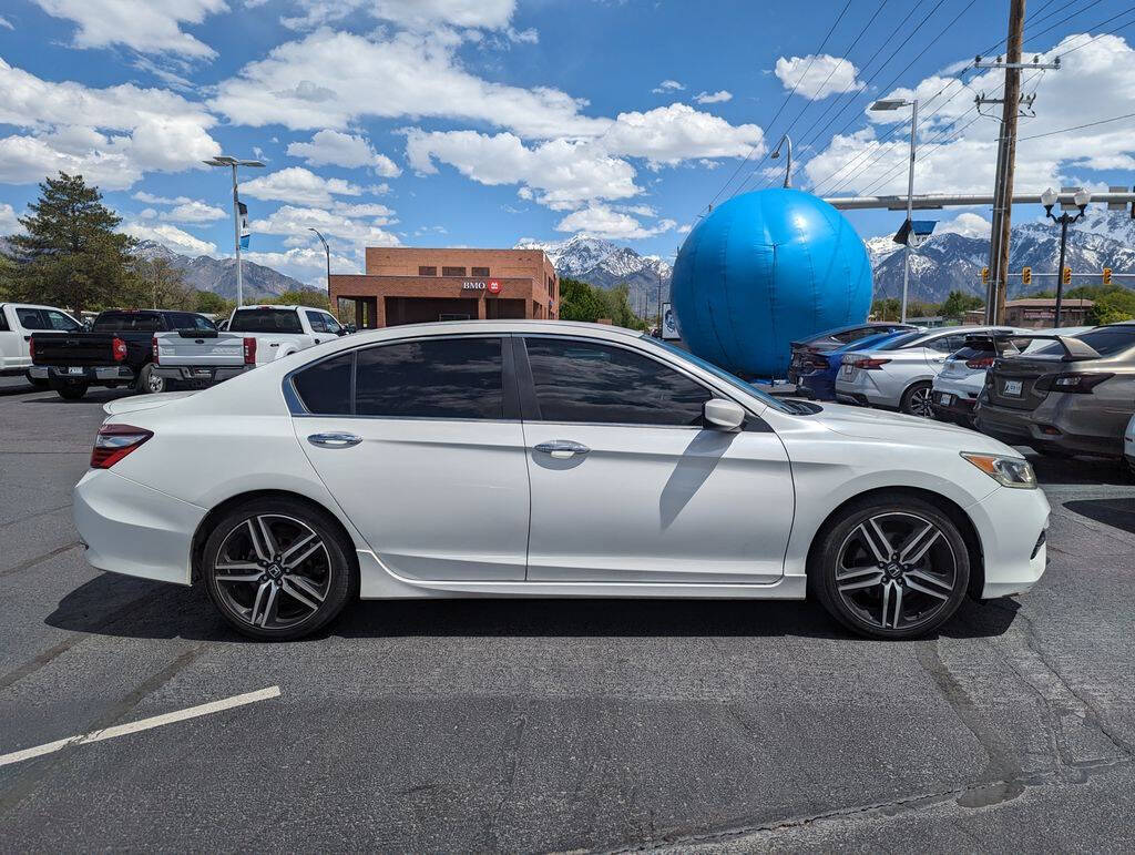 2017 Honda Accord for sale at Axio Auto Boise in Boise, ID