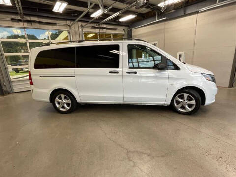 2016 Mercedes-Benz Metris Passenger