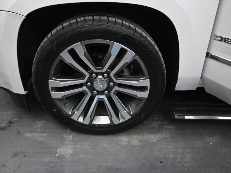 2017 GMC Yukon XL Denali