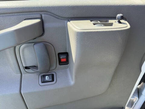 2023 GMC Savana 2500