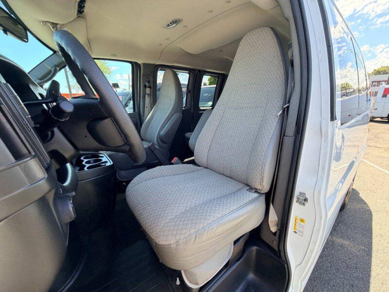2015 Chevrolet Express LT 3500