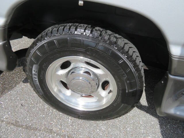 2013 Ford E-Series E-150