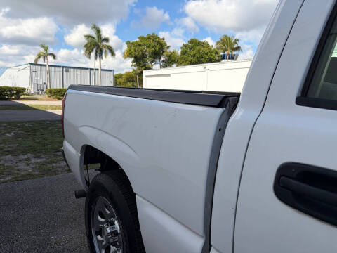 2005 Chevrolet Silverado 1500 LS