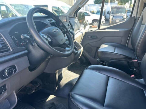 2023 Ford Transit 250